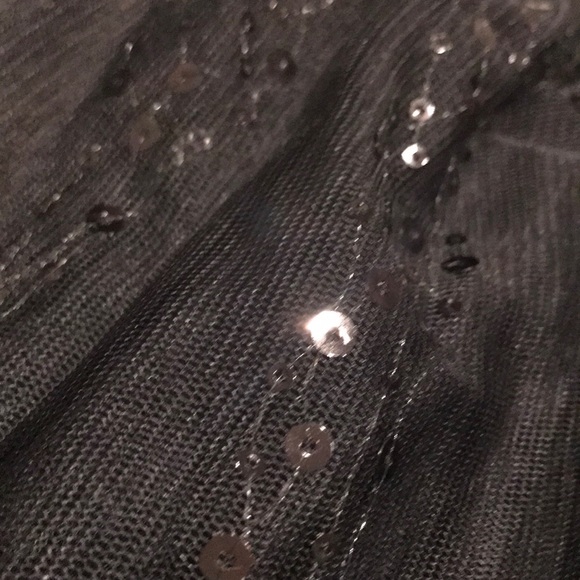 Black sequin skirt - Picture 2 of 2